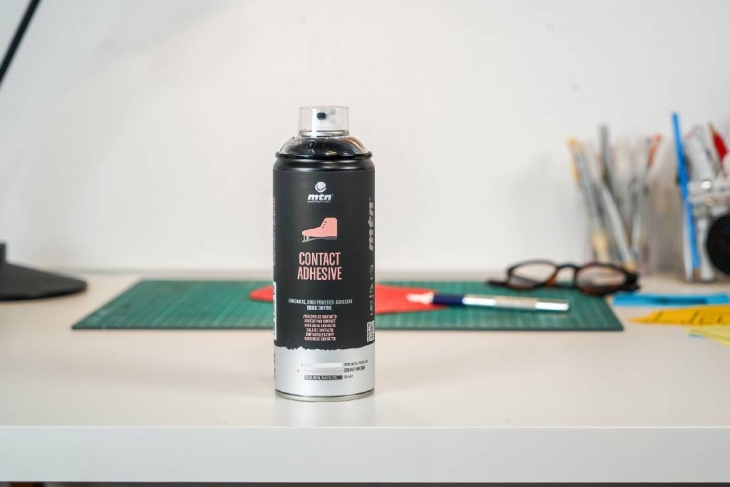 Adhesives in spray format by Montana Colors