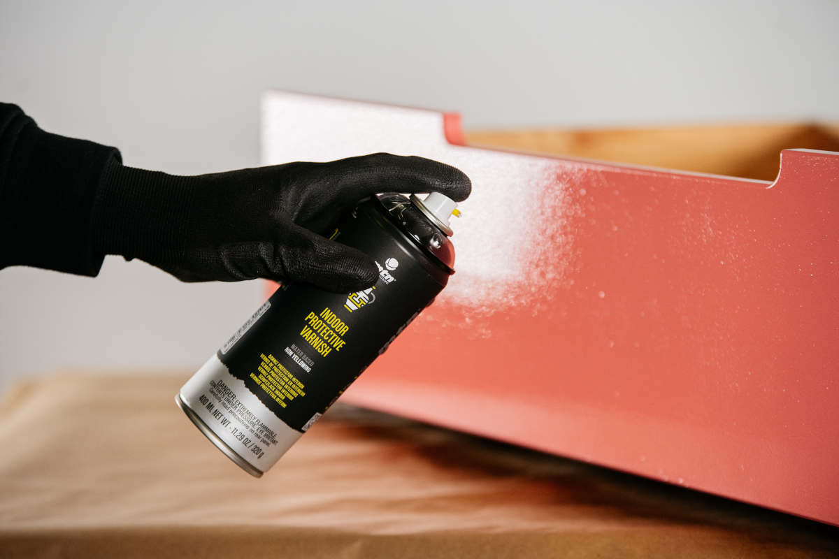 How to paint a heat resistant object with MTN PRO High Temperature